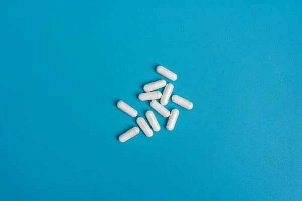 《当小树开始做梦：一场关于成长与希望的绿色童话》