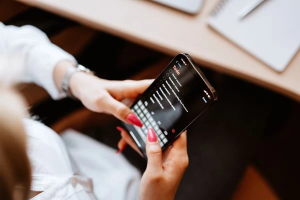 国米与巴萨：绿茵场上的恩怨情仇与足球哲学碰撞